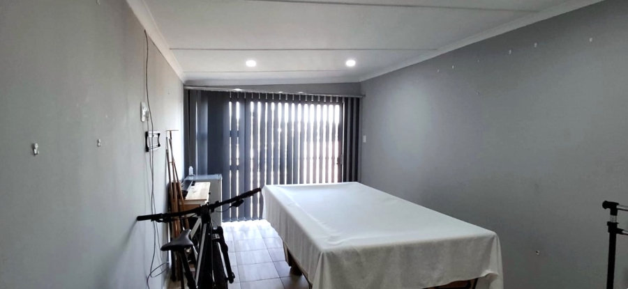 3 Bedroom Property for Sale in Amalinda Eastern Cape